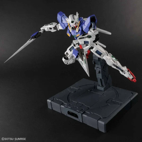 PERFECT GRADE GUNDAM EXIA GN-001 - Image 6