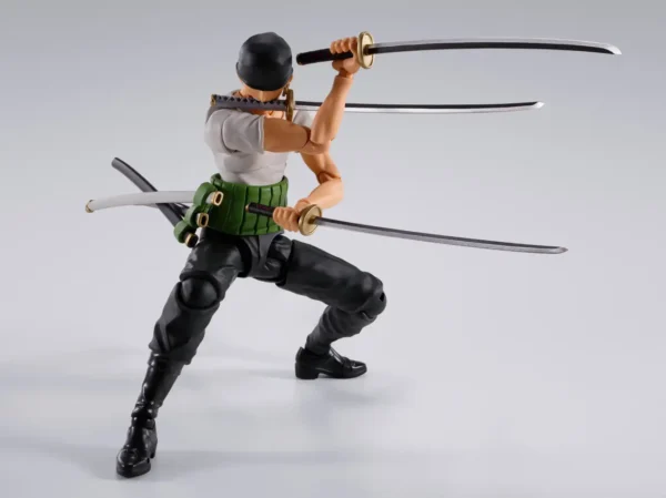 S.H.Figuarts Roronoa Zoro -Romance Dawn- - Image 5